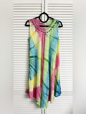 Original USA Rainbow Tie-Dye Tank
Sundress w/embroidery, Size: OS(XL-2X), NWOT